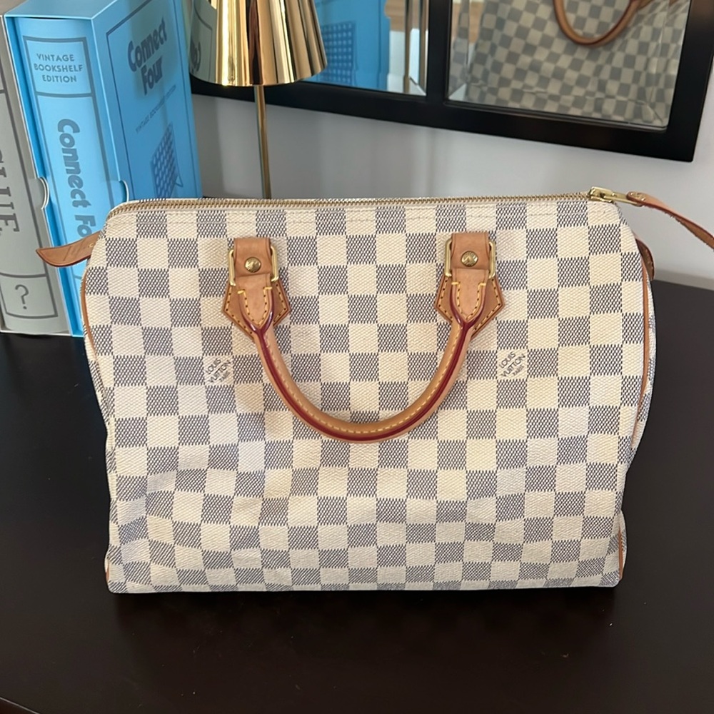 Authentic Louis Vuitton Speedy Bandouliere in Damien Azur.
